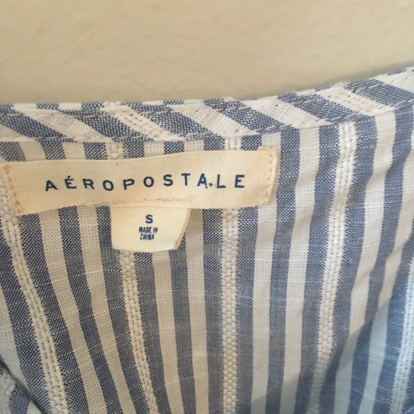 BRAND NEW. Off Shoulder Top with Tie Bottom - Picture 3 of 3